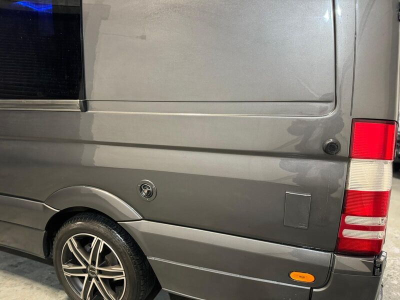 MERCEDES-BENZ SPRINTER