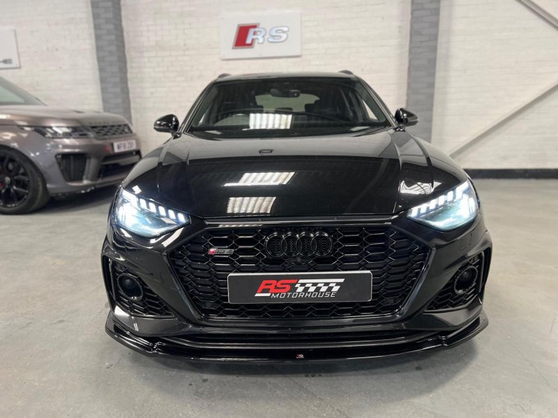 AUDI RS4