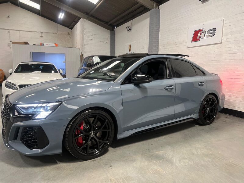 AUDI RS3