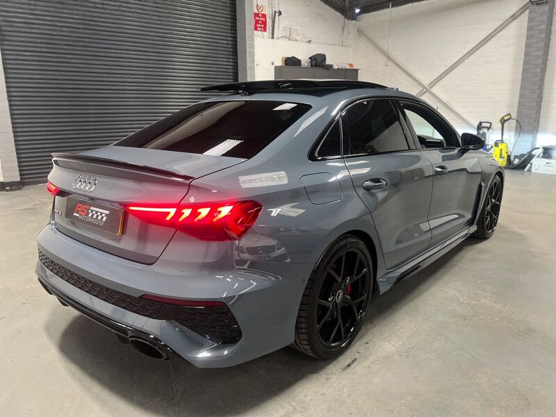 AUDI RS3