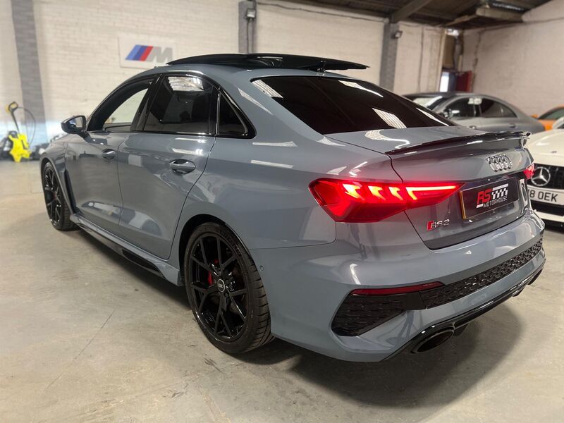 AUDI RS3