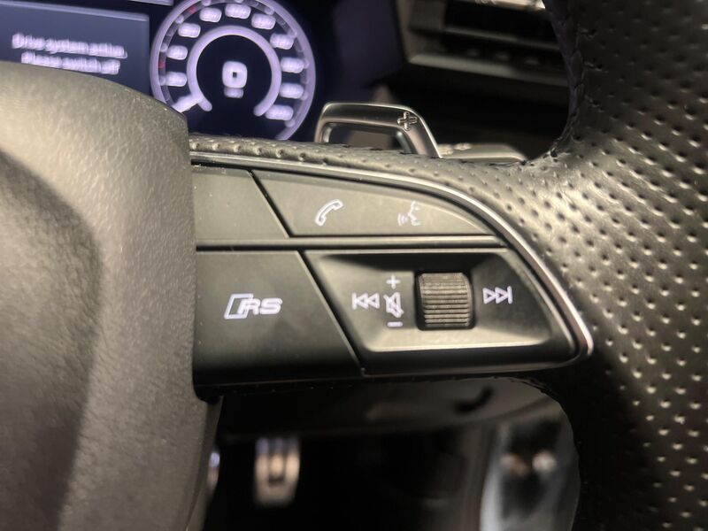 AUDI RS3