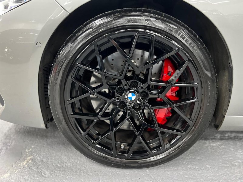 BMW M8 GRAN COUPE