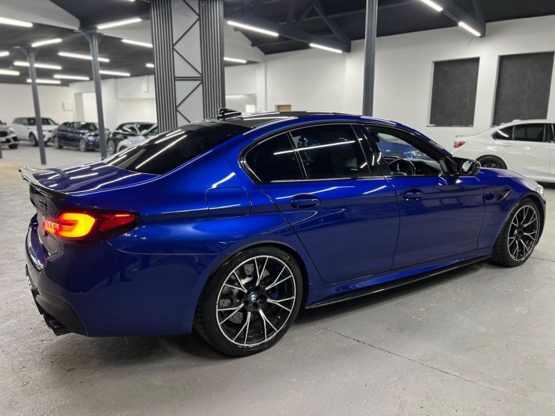 BMW M5