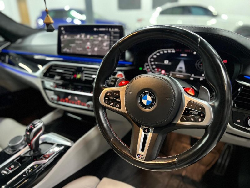 BMW M5