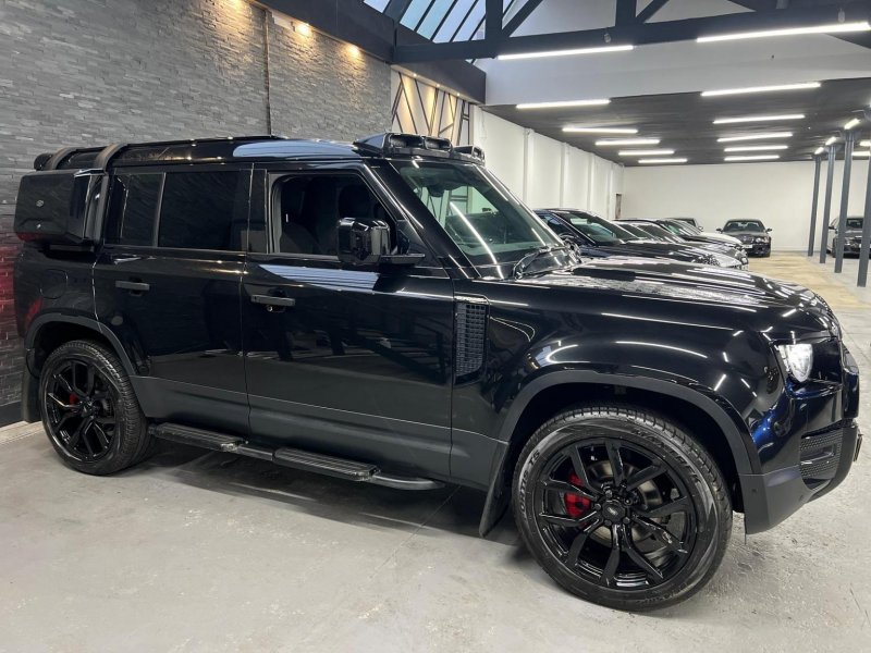LAND ROVER DEFENDER