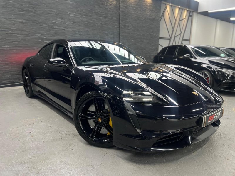 PORSCHE TAYCAN Performance Plus 93.4kWh Turbo Auto 4WD 4dr