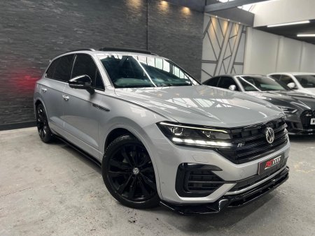 VOLKSWAGEN TOUAREG 3.0 TDI V6 Black Edition Tiptronic 4Motion Euro 6 (s/s) 5dr