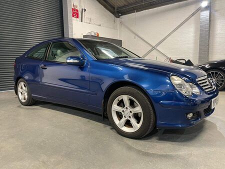 MERCEDES-BENZ C CLASS 1.8 C180 Kompressor SE 2dr