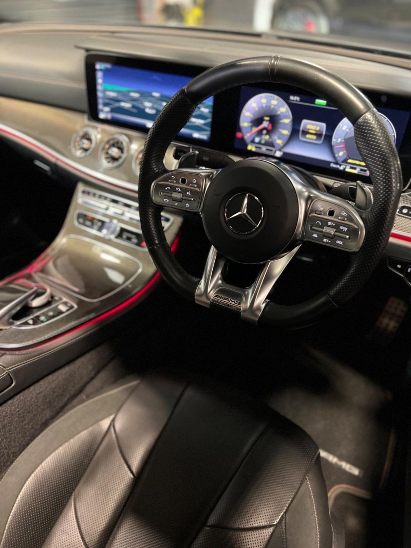 MERCEDES-BENZ CLS