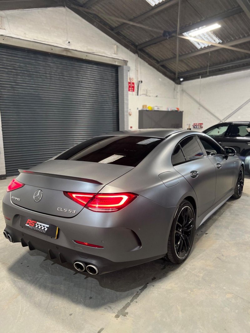 MERCEDES-BENZ CLS