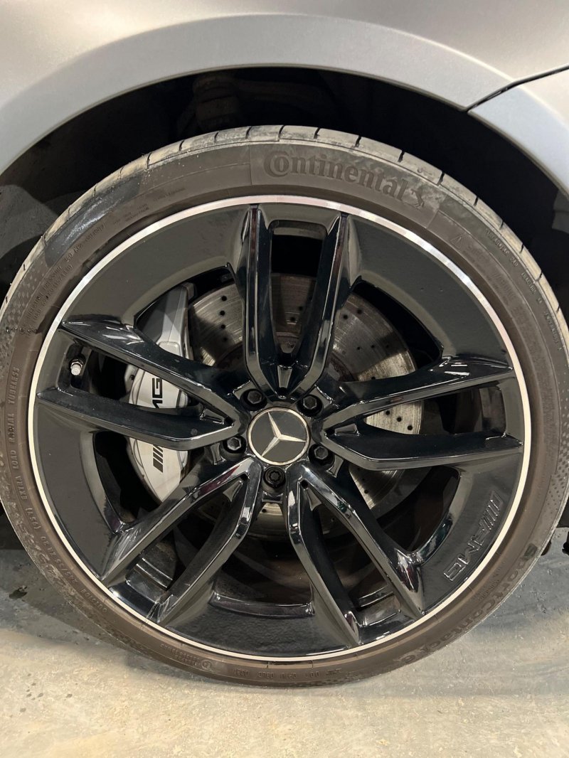 MERCEDES-BENZ CLS