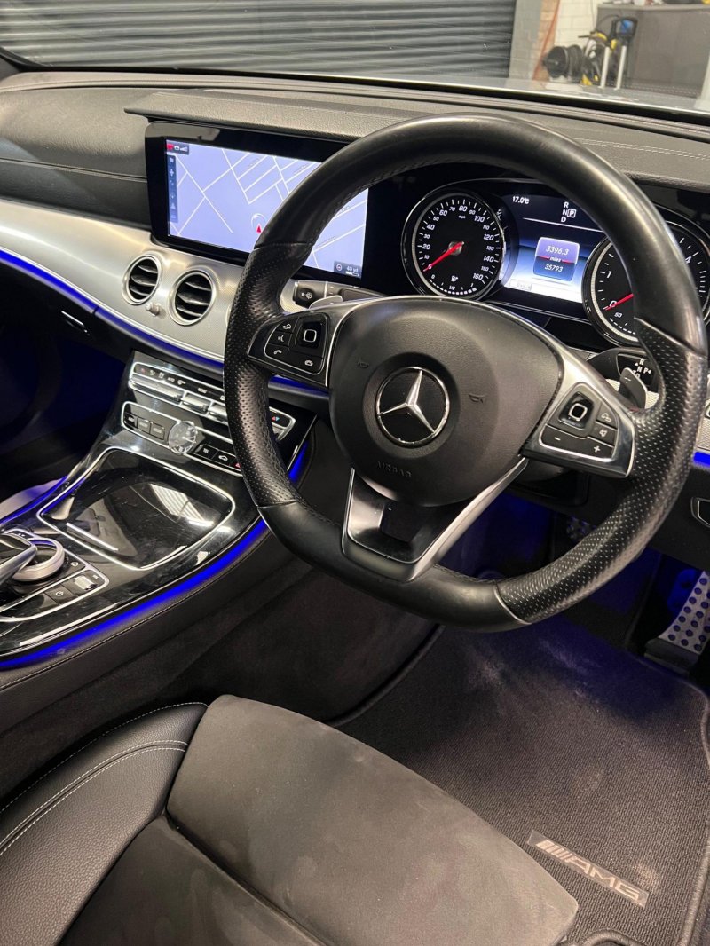 MERCEDES-BENZ E CLASS