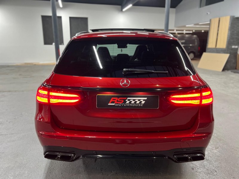 MERCEDES-BENZ E CLASS